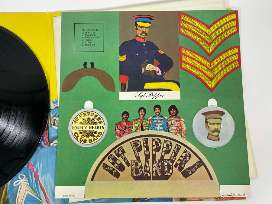 The Beatles Sgt. Pepper's Lonely Hearts Club Band Vinyl Record [Photo 7]