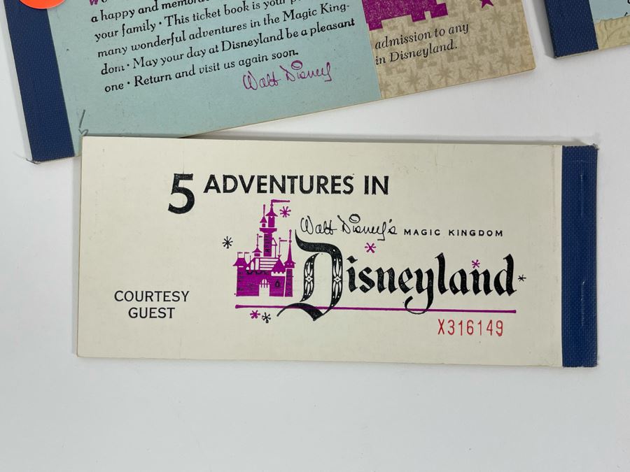 (3) 1970 Vintage Disneyland Magic Kingdom Key Books Unused T-2 Estimate $120 [Photo 11]