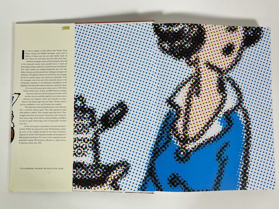 First Edition Harcover Coffee Table Book The Comics Since 1945 By Brian Walker [Photo 2]