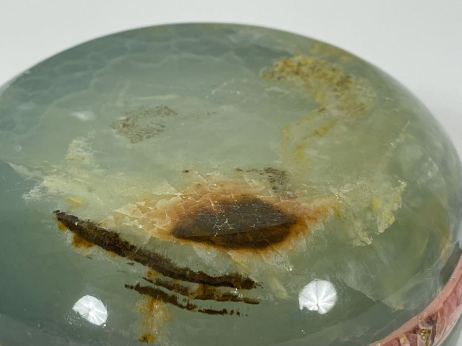 Vintage Green Stone Round Lidded Box 4W X 2.5H [Photo 15]