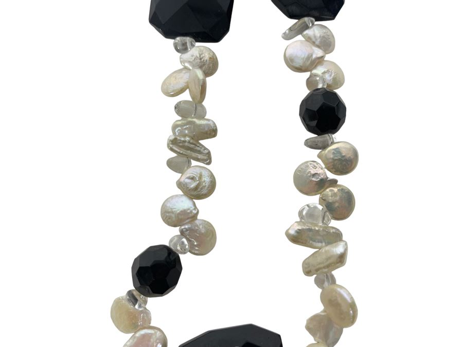 Statement 40' Necklace With Pearls [Photo 3]