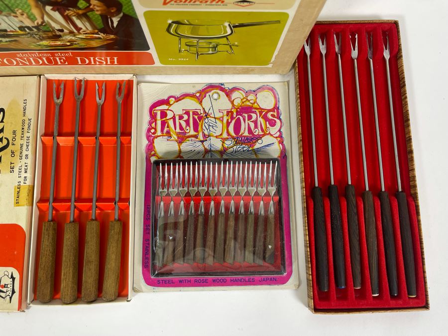 Mid-Century Fondue Set With Various Fondue Forks And Party Forks [Photo 7]