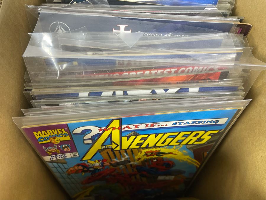 Vintage Long Box Of Comic Books With Over 300 Comic Books See Photos