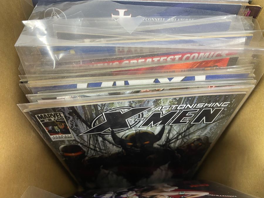 Vintage Long Box Of Comic Books With Over 300 Comic Books - See Photos For Some Of The Comics [Photo 12]