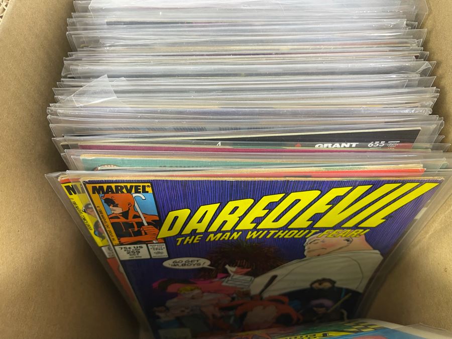Vintage Long Box Of Comic Books With Over 300 Comic Books See Photos