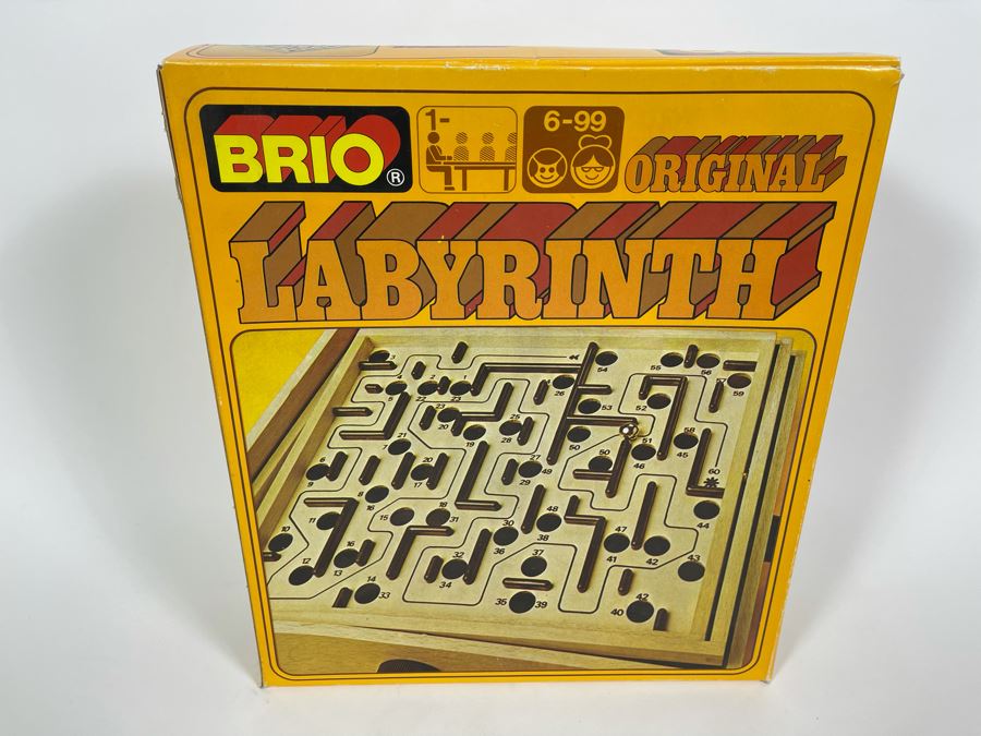 BRIO Original Labyrinth Game [Photo 3]