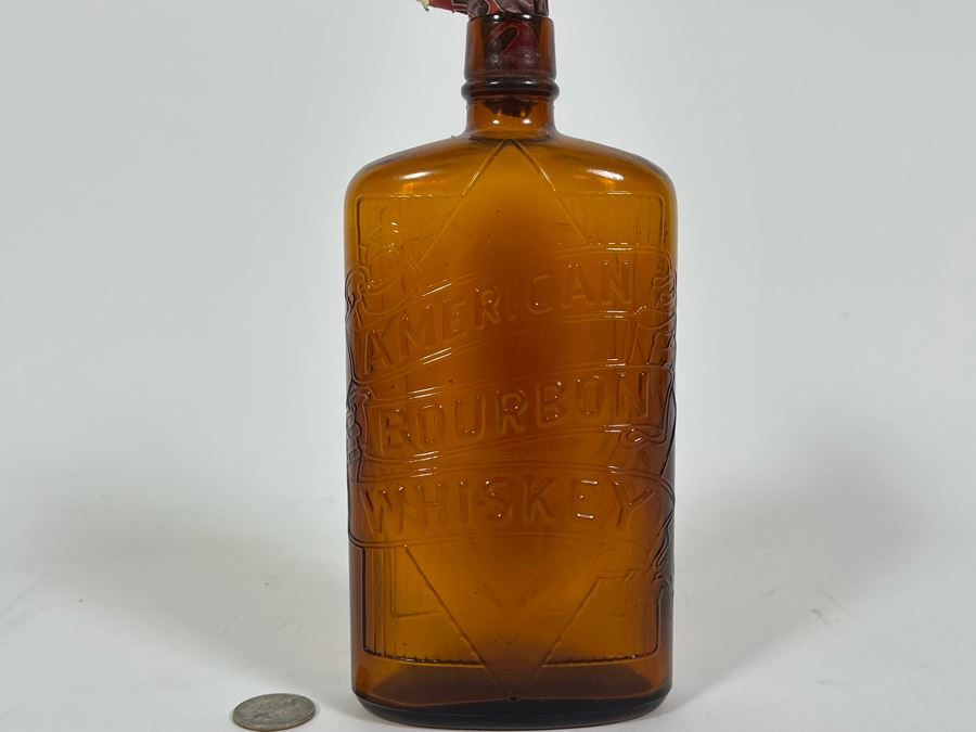 Vintage American Bourbon Whiskey Glass Bottle 8.5H [Photo 3]