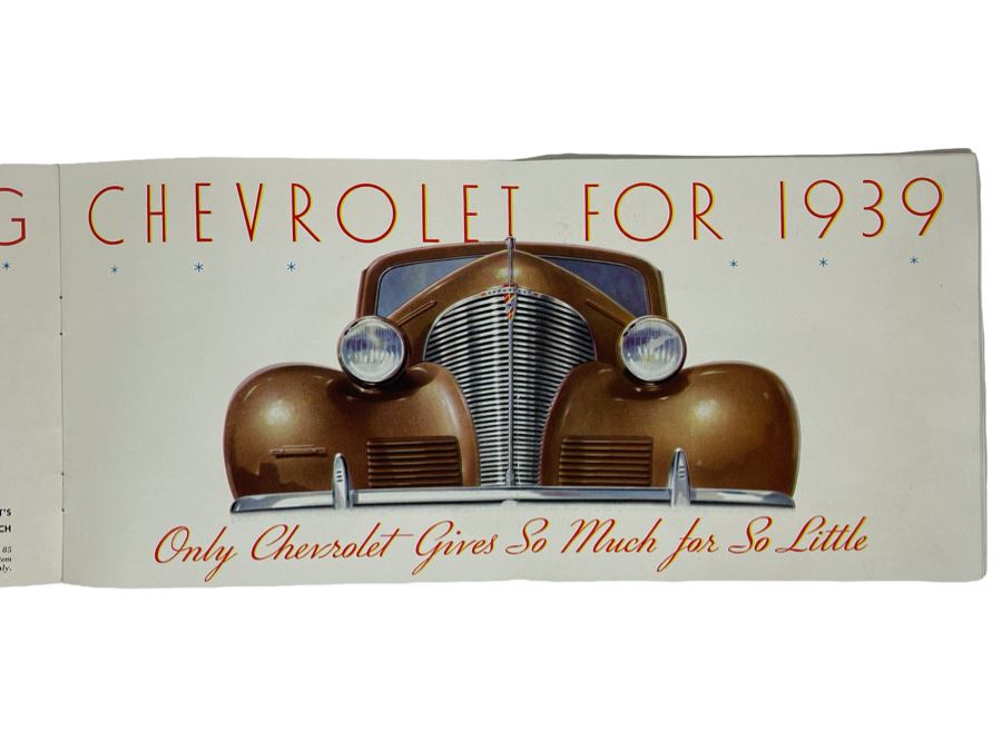 Vintage 1939 Chevrolet Automobile Catalog [Photo 2]