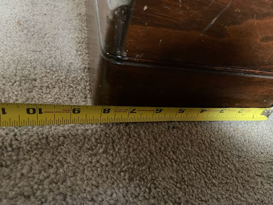 Vintage Singer Portable Sewing Machine [Photo 11]