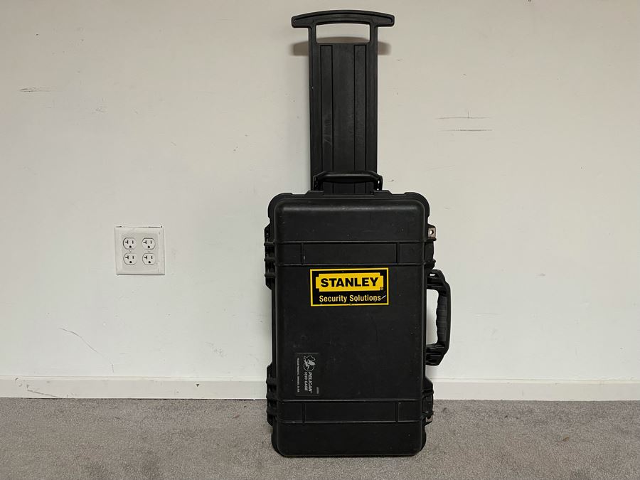 Pelican Case 1510 With Casters And Extendable Handle 23W X 9.5D X 12H [Photo 2]