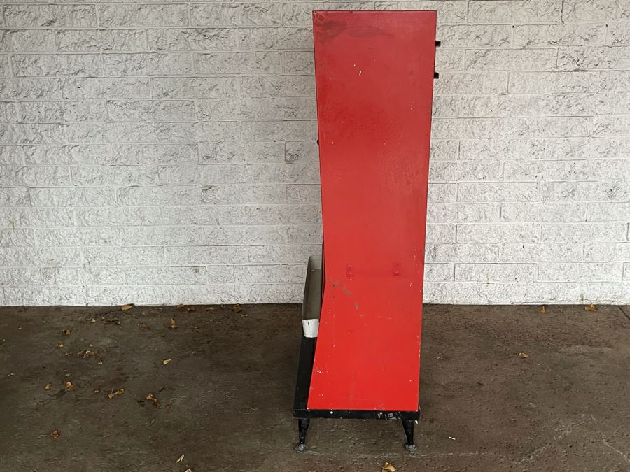 Mid-Century Modern 10 Cent Candy Vending Machine Working Dispenses Candy & Snacks [Photo 21]