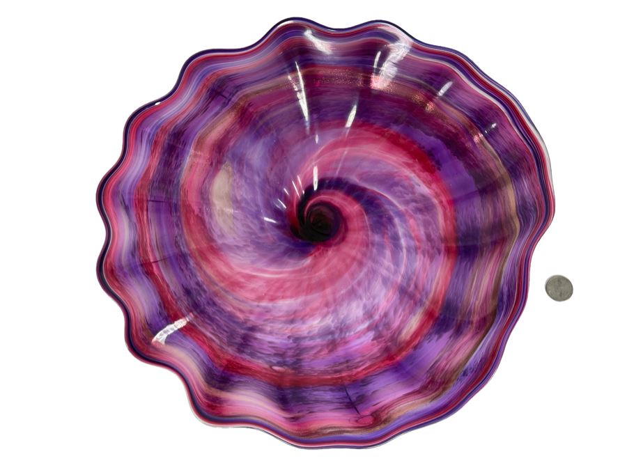 Signed Studio Art Glass Wall Mounted Decor Signed On Back In Manner Of Dale Chihuly 13.5R X 4.5H