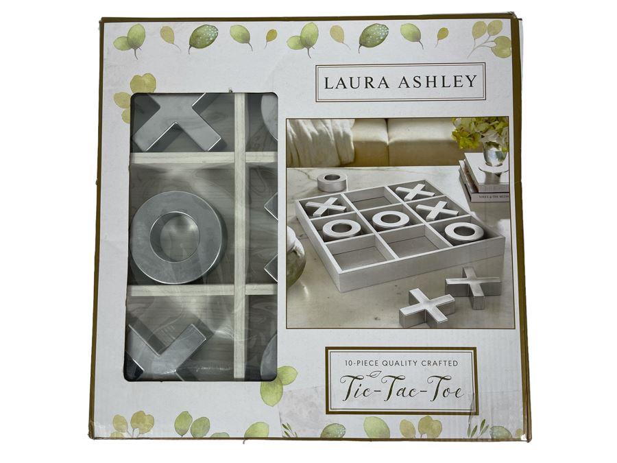 Quality Crafted Laura Ashley Tic-Tac-Toe Game