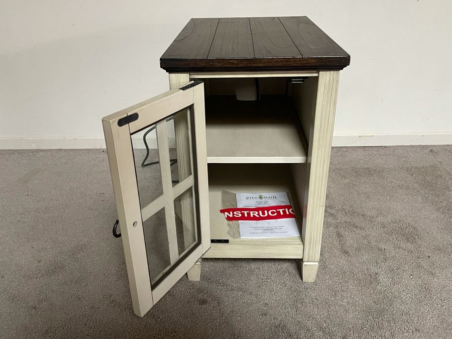 Pike & Main Chairside Table With Electrical Outlets On Back 14W X 22D X 22H [Photo 3]