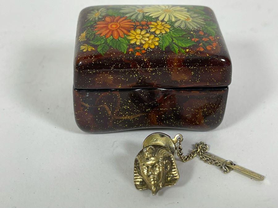 Small Hand Painted Russian Lacquer Box And Sterling Silver Tutankhamun Tie Tack [Photo 2]