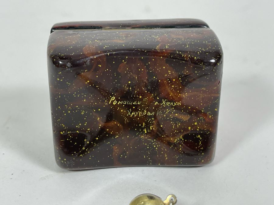 Small Hand Painted Russian Lacquer Box And Sterling Silver Tutankhamun Tie Tack [Photo 6]