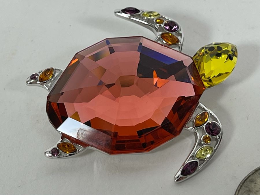 Vintage Laurel Burch Lion Leonardo Brooch Pin And Swarovski Crystal Turtle Brooch Pin [Photo 8]