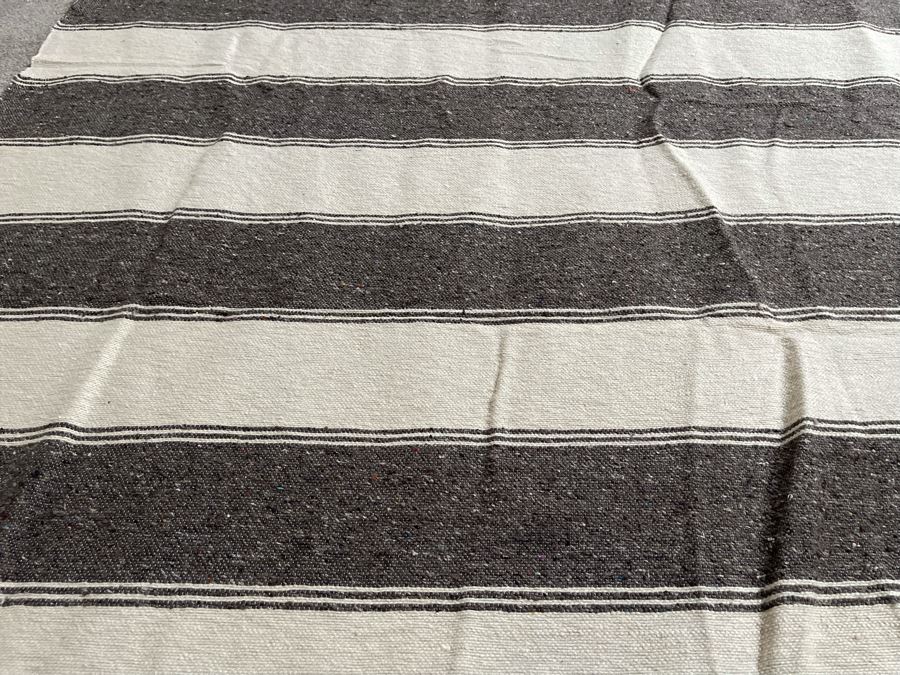 Moroccan Pom Pom Hand-Woven Blanket Made Of 100% Quality Cotton Size Large 117 X 77 Retails $210 [Photo 2]