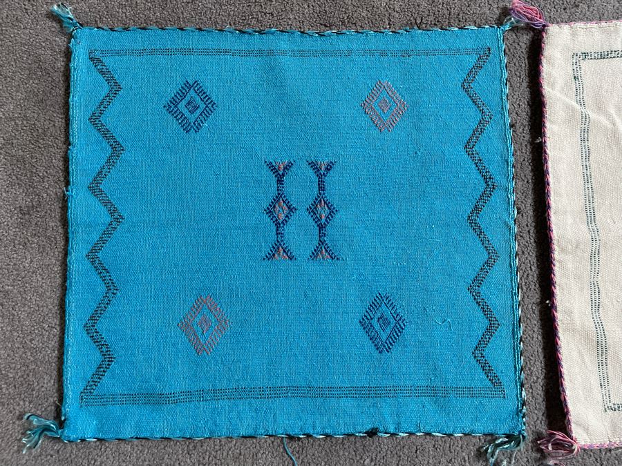 (4) Moroccan Sabra Cactus Silk Pillow Covers Accent Throws Apx 20 X 20 Retails $300 [Photo 4]