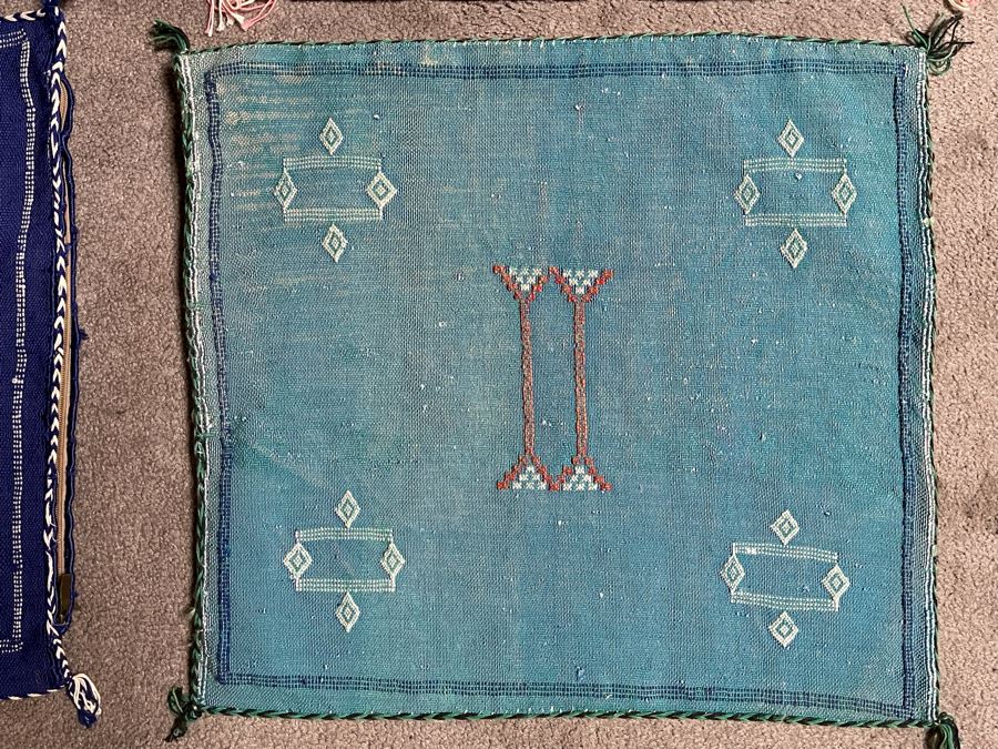 (4) Moroccan Sabra Cactus Silk Pillow Covers Accent Throws Apx 20 X 20 Retails $300 [Photo 2]