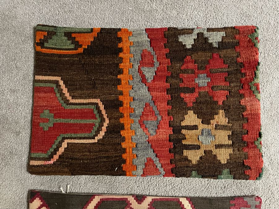 (2) Turkish Kilim Pillow Covers 16 X 24 Retails $124 [Photo 3]