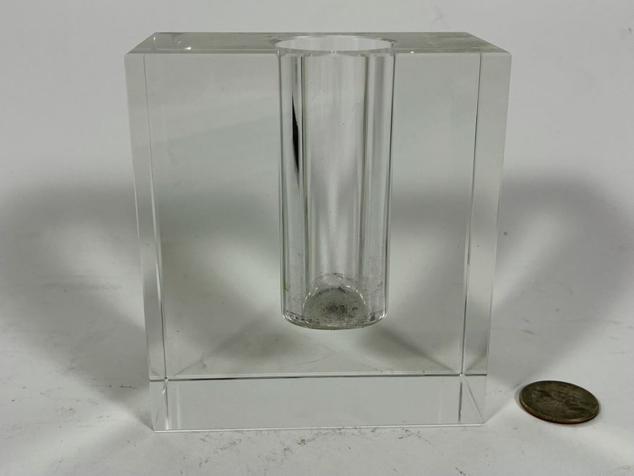 Vintage Lucite Vase 4W X 2D X 4H [Photo 2]