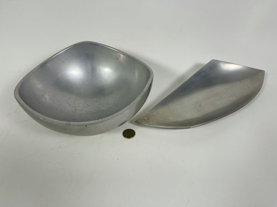 Nambe Tri-Corner Bowl 527 9W And 1987 Michael Lax Design Metaal Bowl 13.5W [Photo 3]