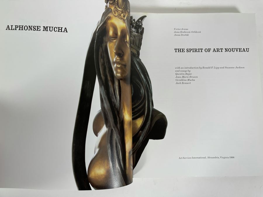 Pair Of Alphonse Mucha Art Nouveau Artwork Books [Photo 17]