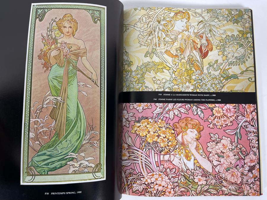 Pair Of Alphonse Mucha Art Nouveau Artwork Books [Photo 16]