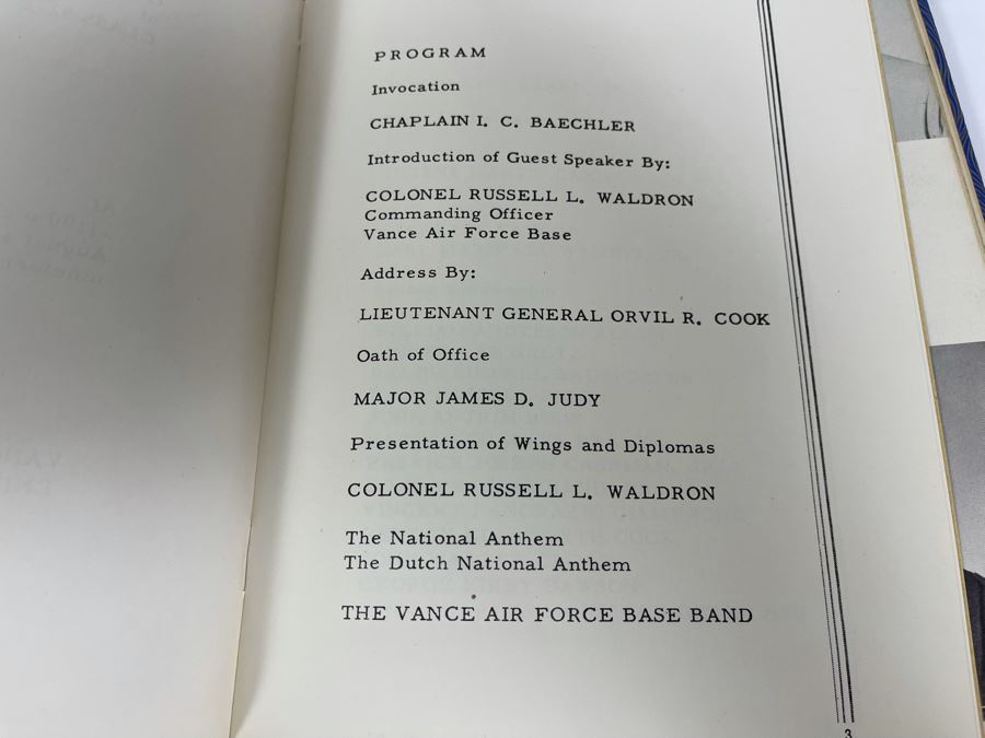 Dialect Fifty-Two Easy Echo Pilot Yearbook WWII 1940s Era [Photo 10]