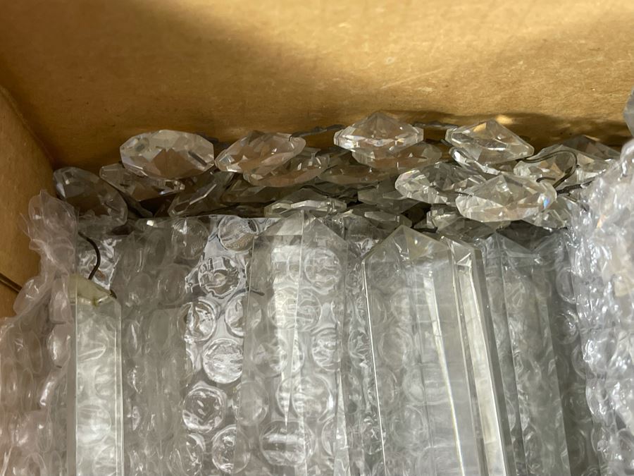 Box Full Of Crystal Chandelier Strands Of Various Sizes - See Photos [Photo 7]