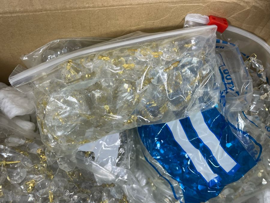 Box Full Of Crystal Chandelier Strands Of Various Sizes - See Photos [Photo 6]