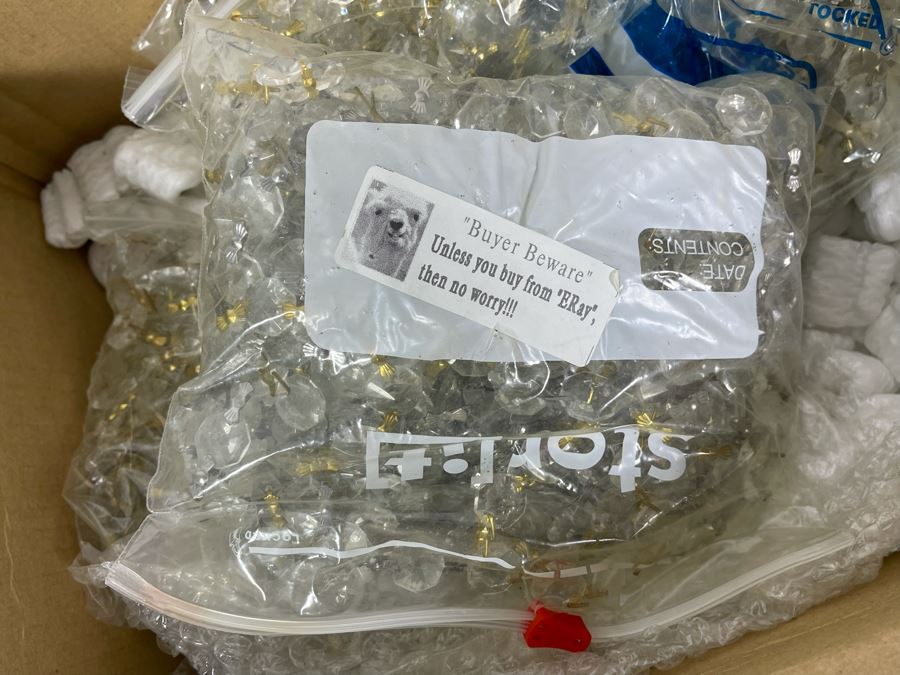 Box Full Of Crystal Chandelier Strands Of Various Sizes - See Photos [Photo 4]