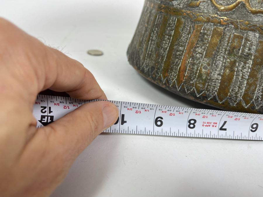 Antique Middle Eastern Islamic Hand Hammered  Brass Bowl [Photo 12]