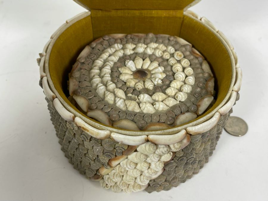 Pair Of Handmade Nesting Shell Decorated Boxes By Gloria Vanderbilt 6.5W X 6D X 4H [Photo 19]