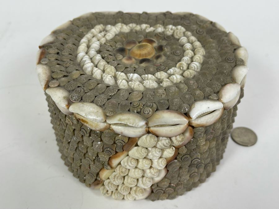 Pair Of Handmade Nesting Shell Decorated Boxes By Gloria Vanderbilt 6.5W X 6D X 4H [Photo 18]