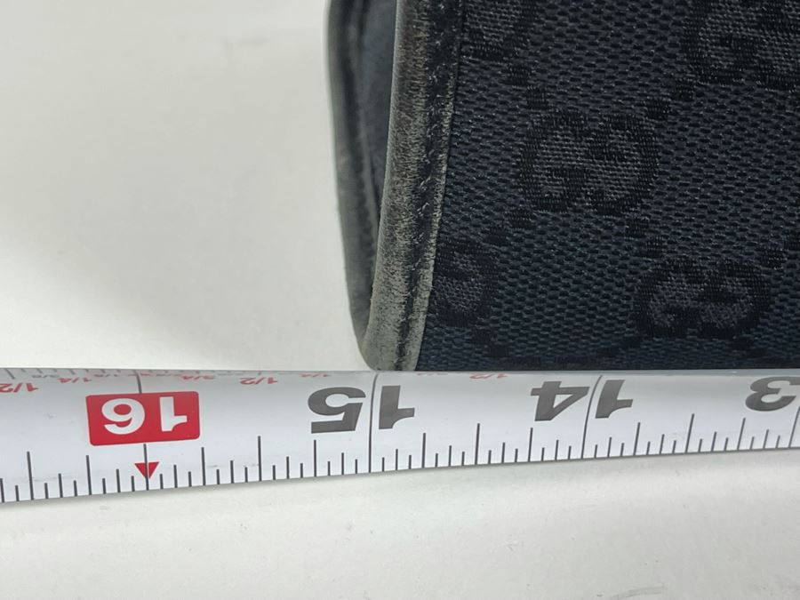 Authentic GUCCI Handbag With Dust Cover 15W X 10H [Photo 17]