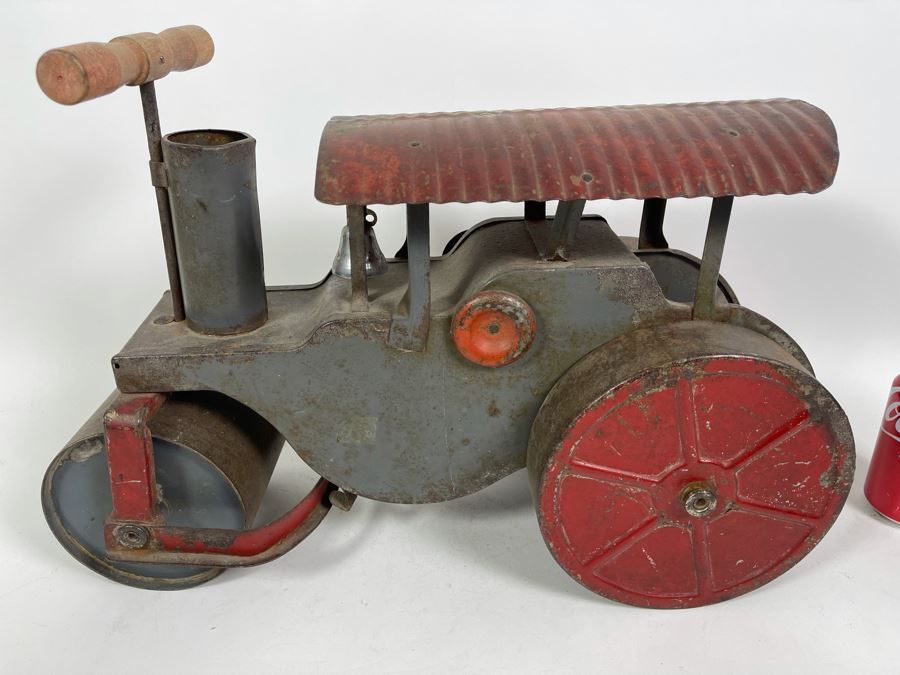 Vintage Keystone Ride ‘Em Steam Roller Child’s Toy Mfg By Keystone Mfg Co Boston, MA 19.5W X 8.5D X 14H [Photo 16]