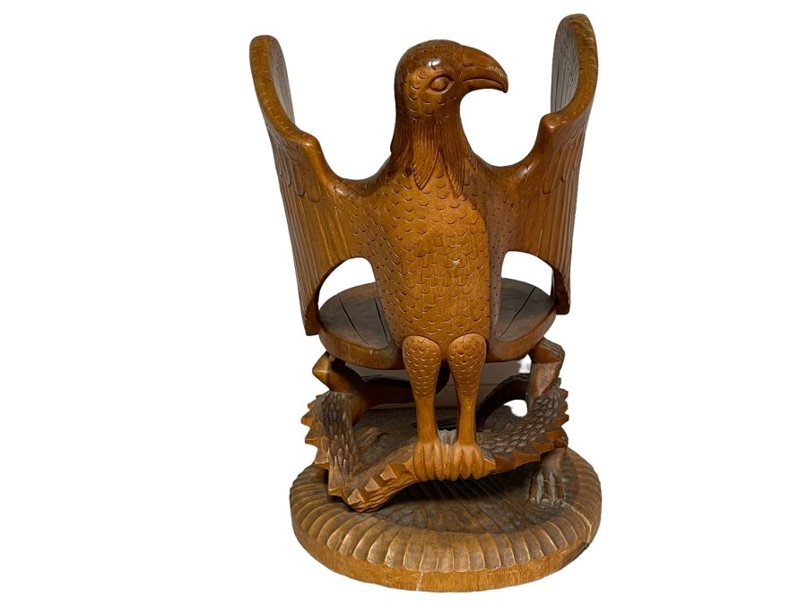 Carved Solid Tree Trunk Wooden Chair Of Eagle With Serpent In Its Talons See Photos For Several Blemishes 25W X 39H [Photo 4]
