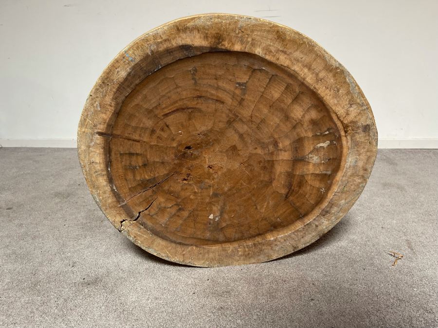 Carved Solid Tree Trunk Wooden Chair Of Eagle With Serpent In Its Talons See Photos For Several Blemishes 25W X 39H [Photo 27]