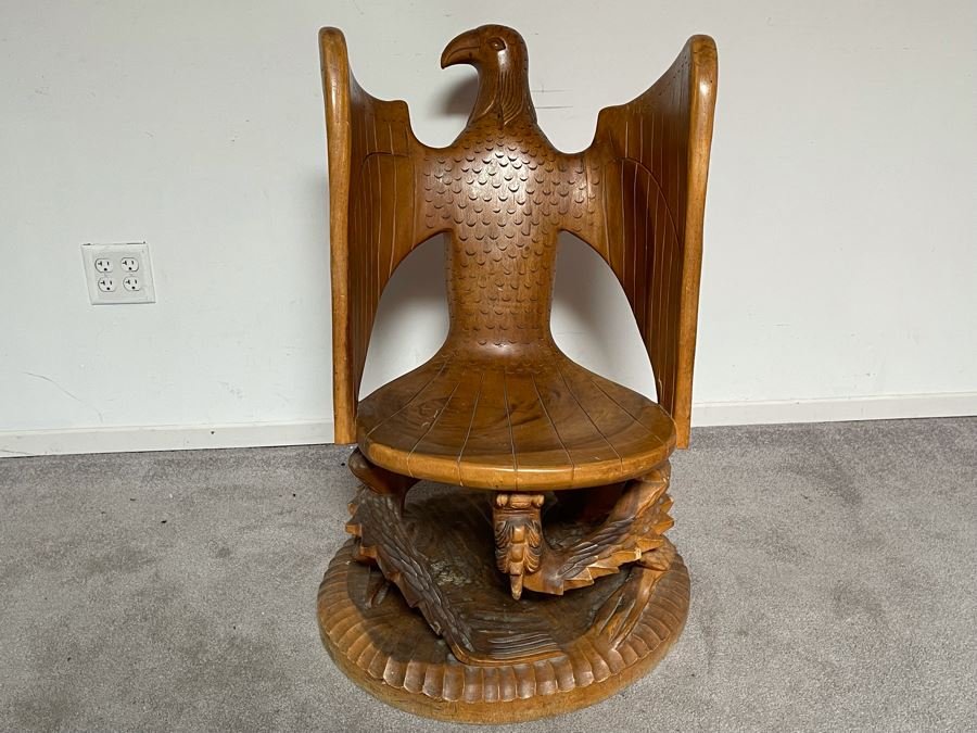 Carved Solid Tree Trunk Wooden Chair Of Eagle With Serpent In Its Talons See Photos For Several Blemishes 25W X 39H [Photo 9]