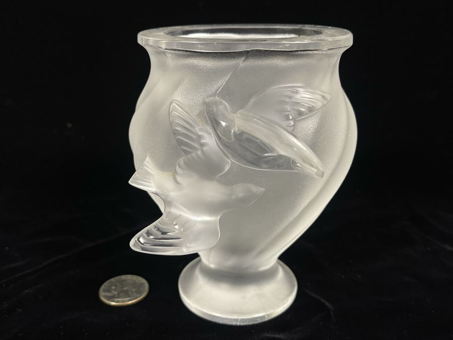 Lalique France Crystal Footed Relief Birds Rosine Vase 3.75W X 5H Replacements Value $399 [Photo 2]