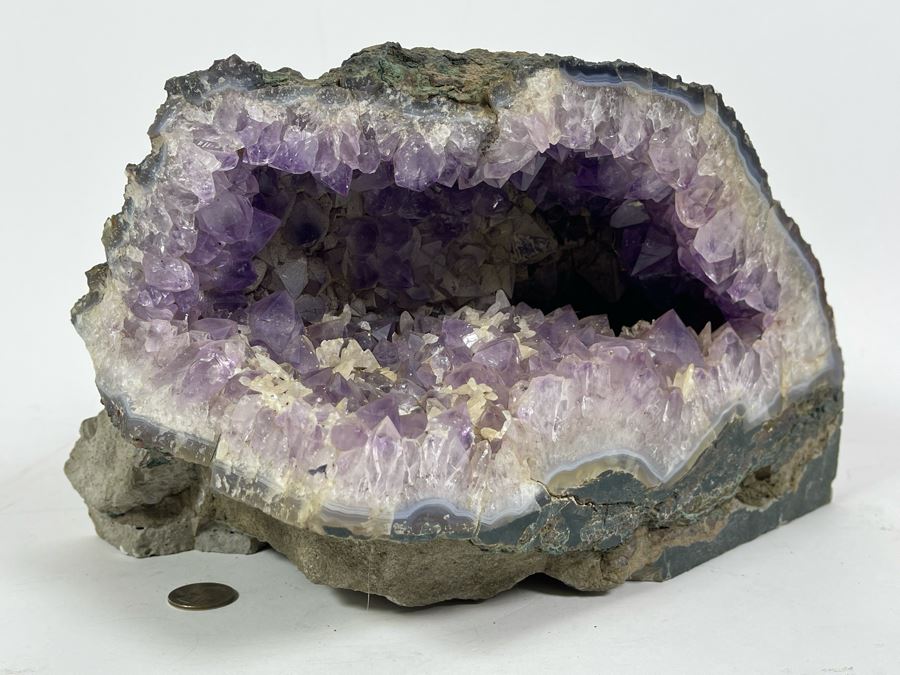 Large Amethyst Geode Organic Sculpture 12.5W X 8D X 9.5H [Photo 17]