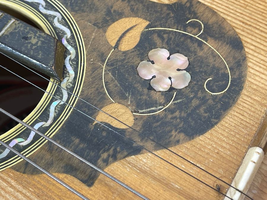 Vintage La Valenciana Bowl Back Mandolin With Case [Photo 13]