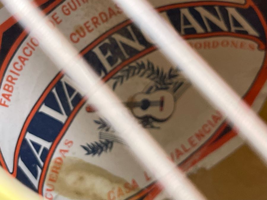 Vintage La Valenciana Bowl Back Mandolin With Case [Photo 10]