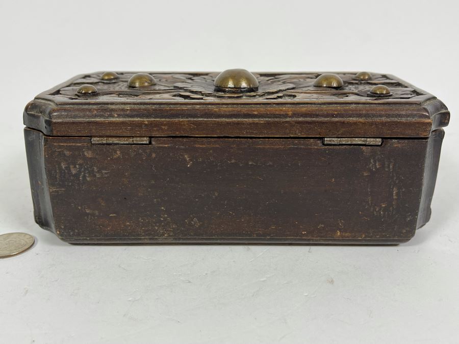 Vintage Carved Wooden Hinged Box 8W X 4.5D X 3H