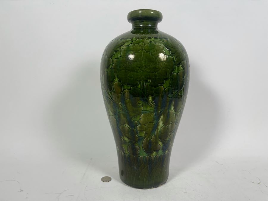Republic Of China 15.5' Chinese Carved Green Porcelain Vase Yung Sheng [Photo 8]