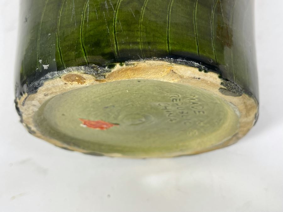 Republic Of China 15.5' Chinese Carved Green Porcelain Vase Yung Sheng [Photo 13]