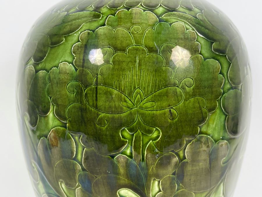 Republic Of China 15.5' Chinese Carved Green Porcelain Vase Yung Sheng [Photo 4]