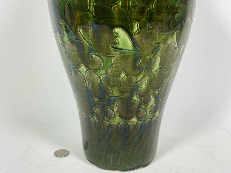 Republic Of China 15.5' Chinese Carved Green Porcelain Vase Yung Sheng [Photo 6]